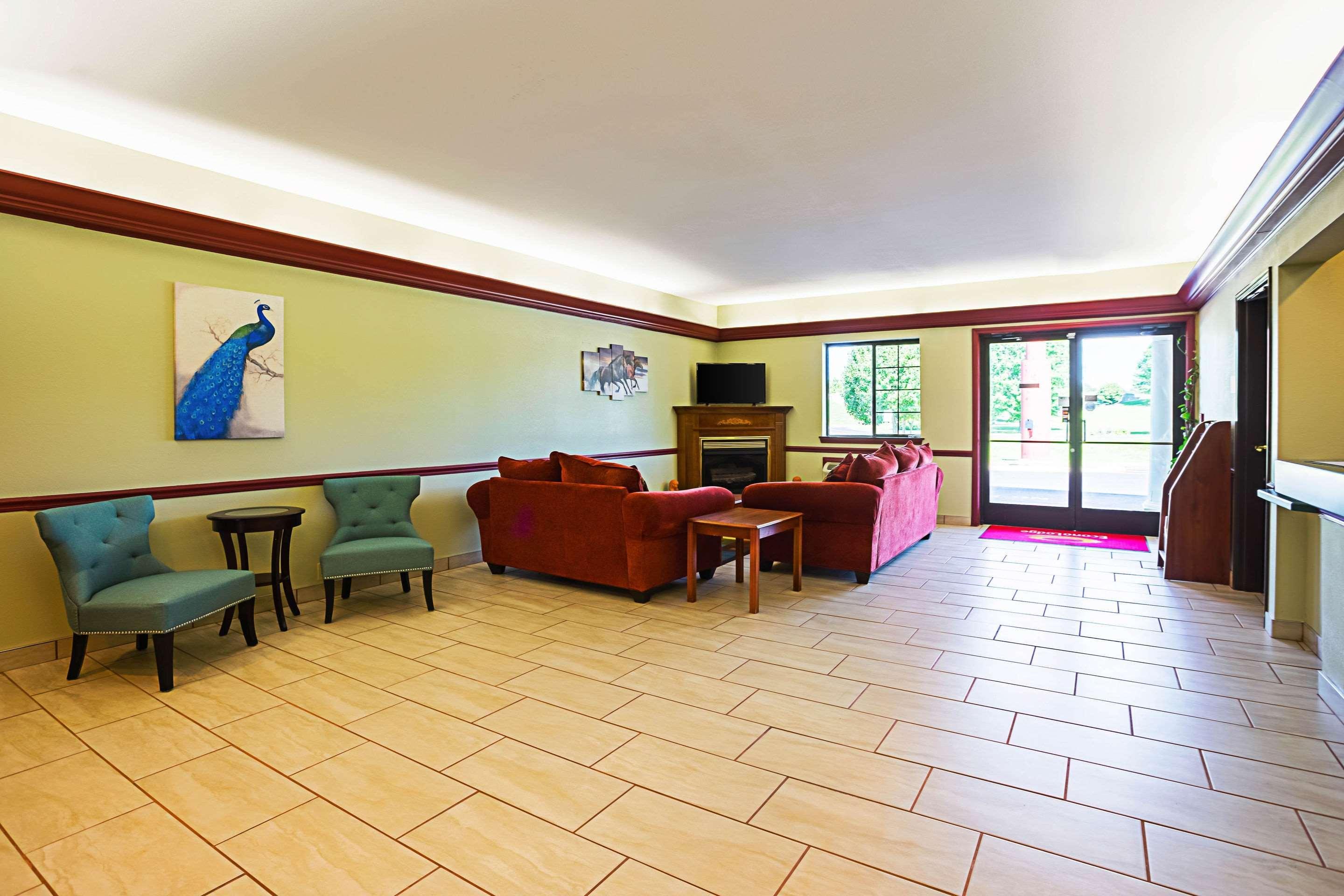 Econo Lodge Inn & Suites Ripley Exterior foto